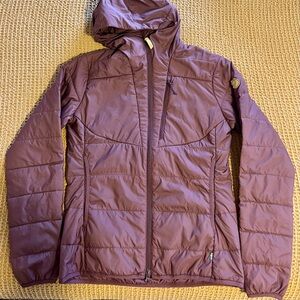 Fjallraven Women's Plum Hooded Puffer Jacket